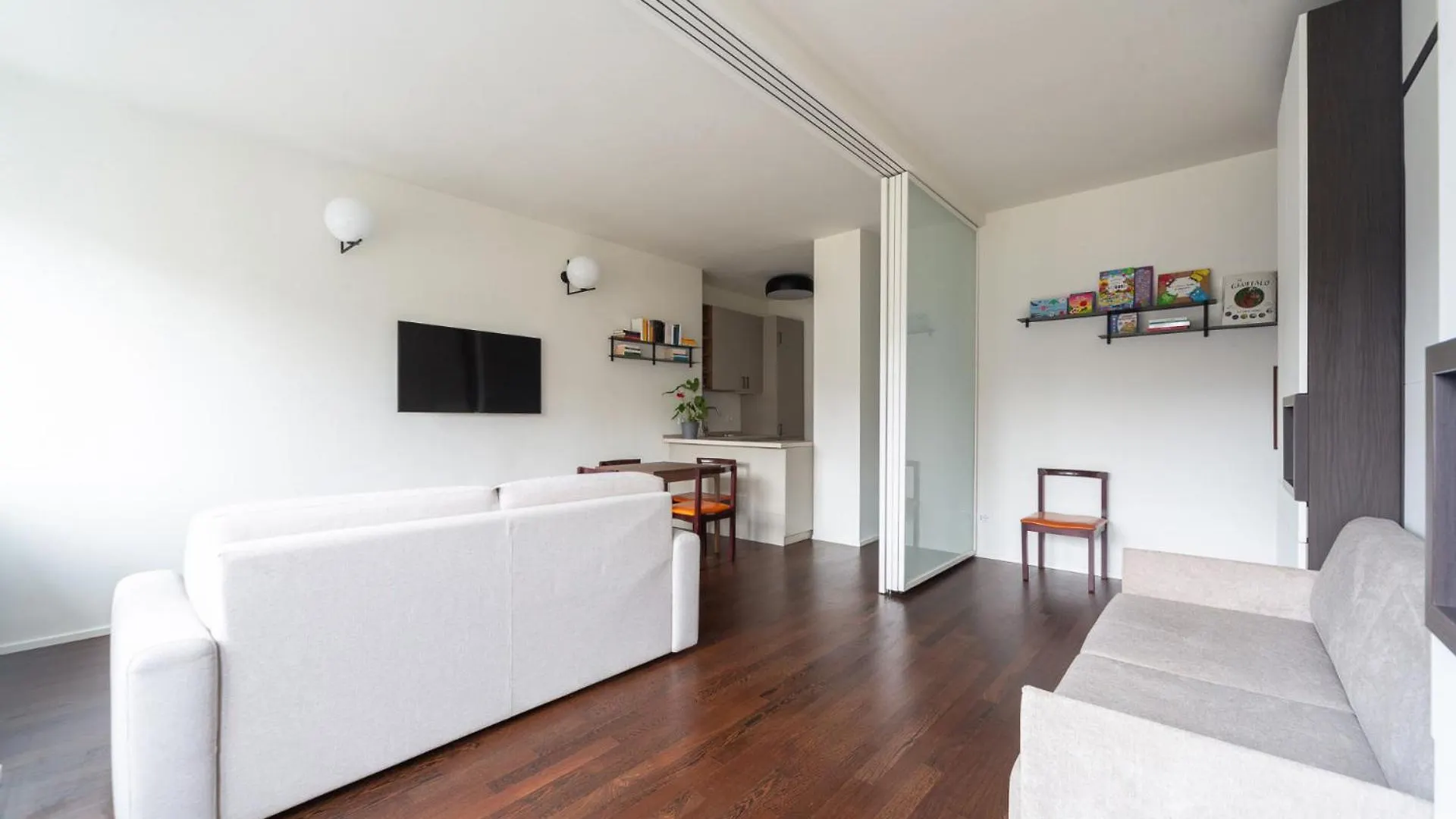 Charming & Bright Apartment Near Milan'S Fashion District Italy