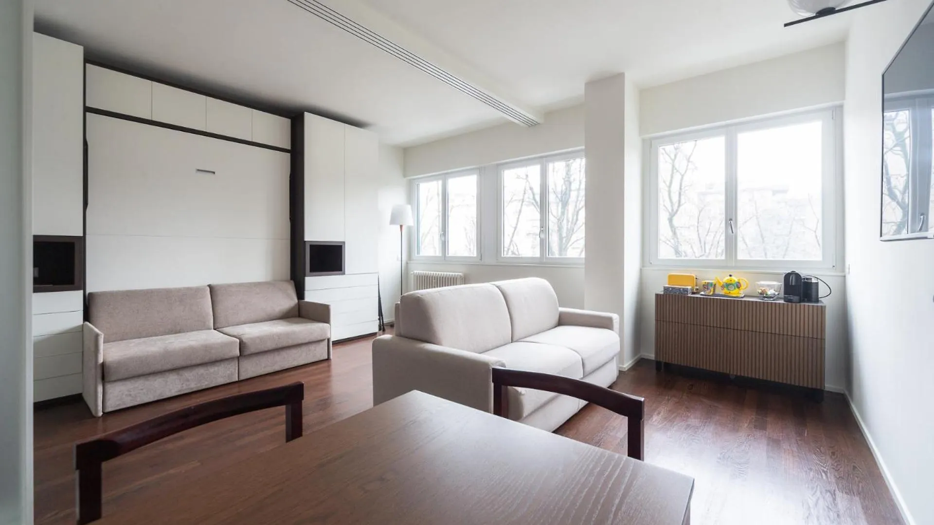 Charming & Bright Apartment Near Milan'S Fashion District 0*, Milan Italy