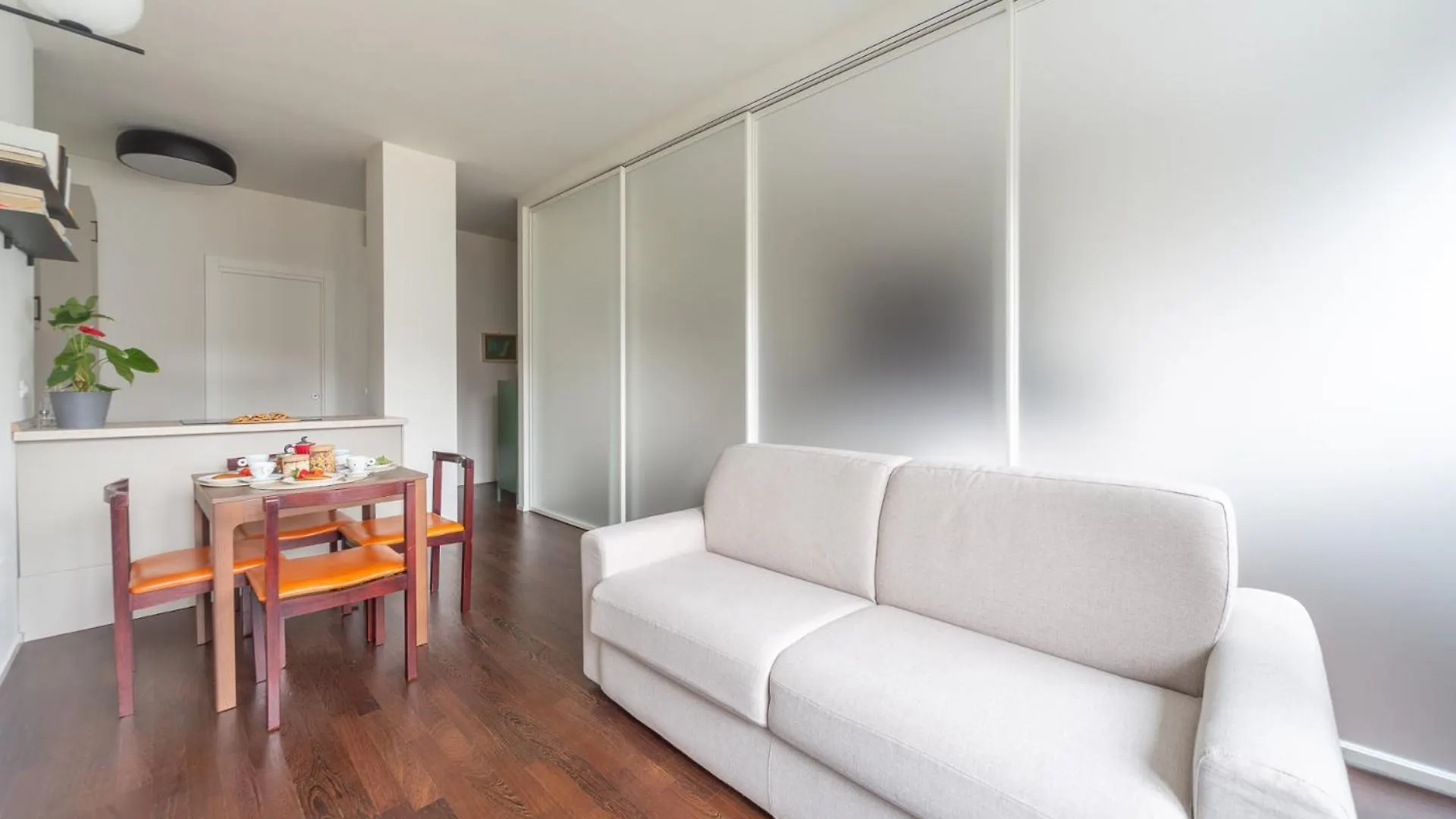 Charming & Bright Apartment Near Milan'S Fashion District