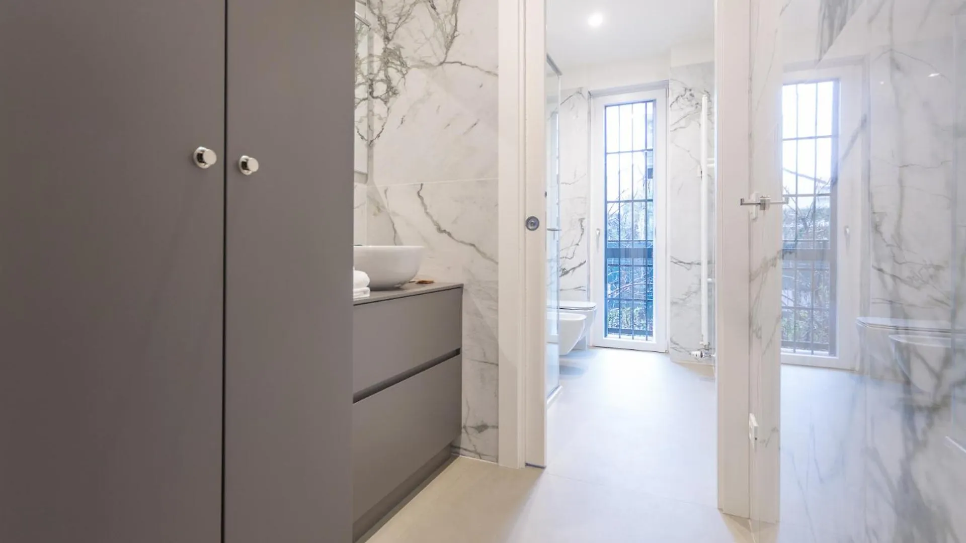 Charming & Bright Apartment Near Milan'S Fashion District Aparthotel