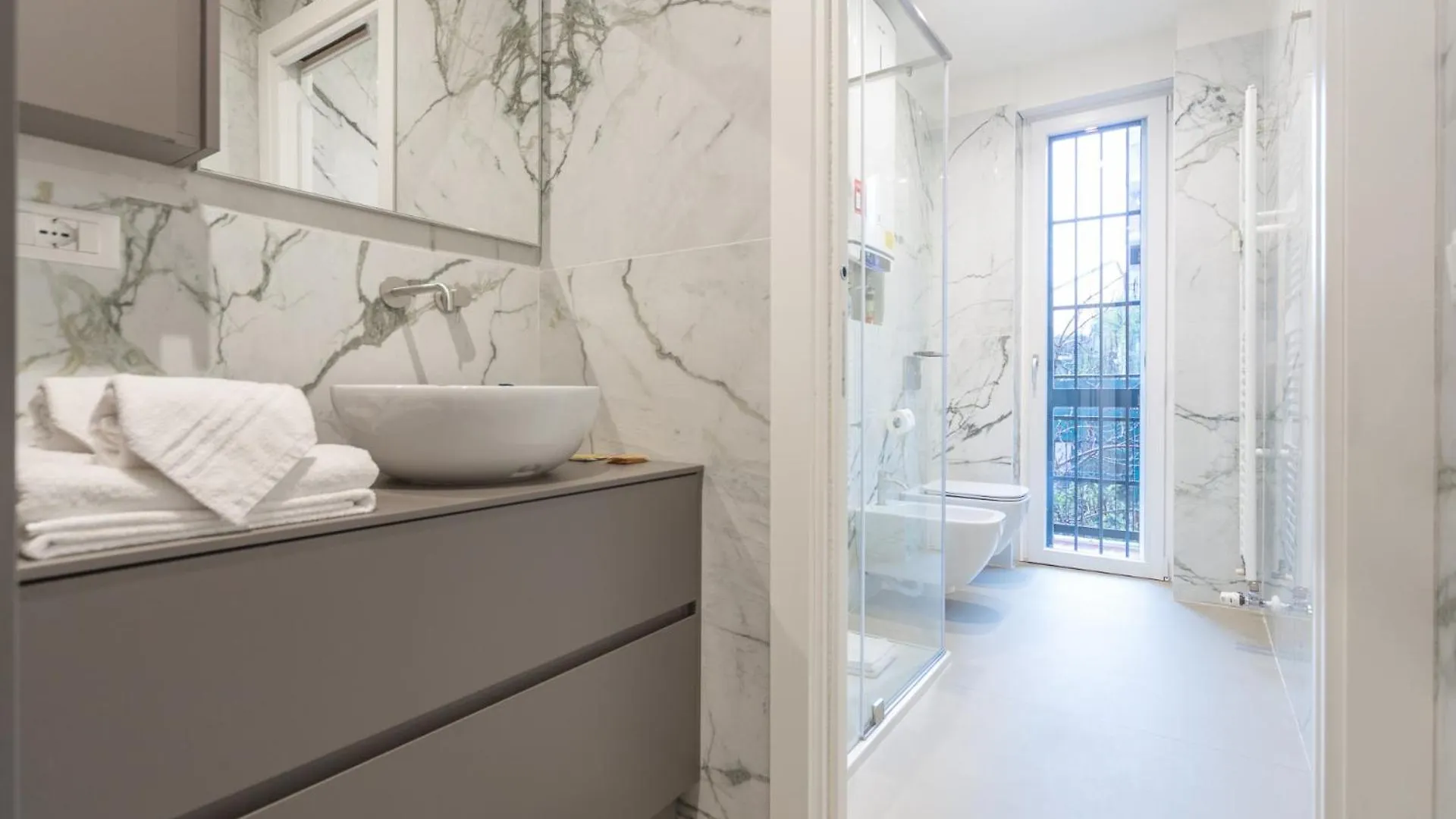 Aparthotel Charming & Bright Apartment Near Milan'S Fashion District